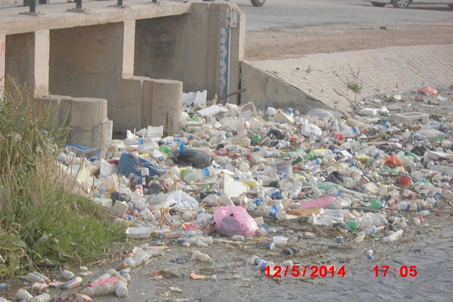 كربلاء: وسط غياب الدوائر المعنية بالبيئة وكالة نون ترصد اكوام من النفايات والاوساخ في سدود الانهار