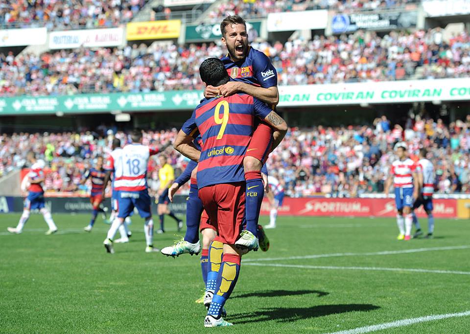 برشلونة يتوج بلقب الدوري الإسباني