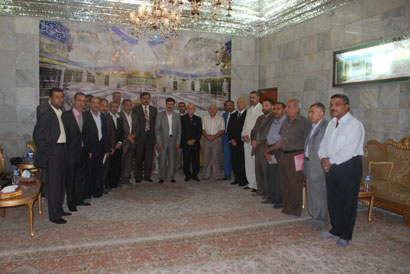 مدراء البيوت الثقافية في عموم المحافظات العراقية تزورون مرقد الامام الحسين عليه السلام