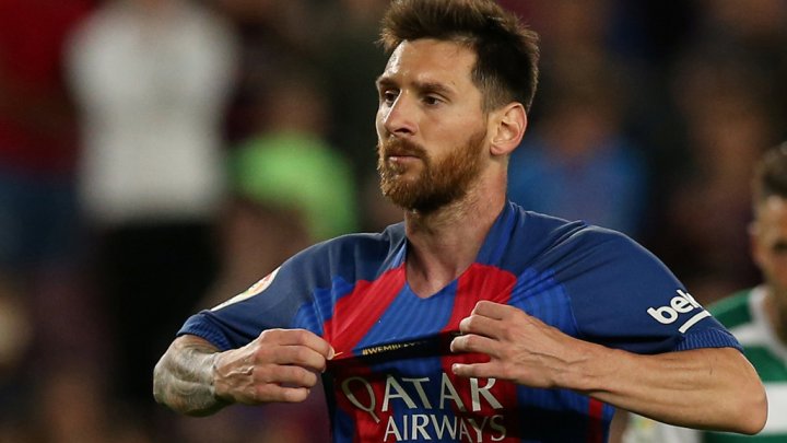 السعودية تجرّم ارتداء قميص نادي برشلونة!