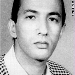 ضابط مصري سابق زعيماً "مؤقتاً" للقاعدة