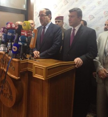 المالكي يزور كربلاء ويبين اسباب التاخير باختيار الوزراء الامنيين ويشدد على ضرورة عمل رئاسة الجمهورية بـ"صلاحياتها الدستورية"