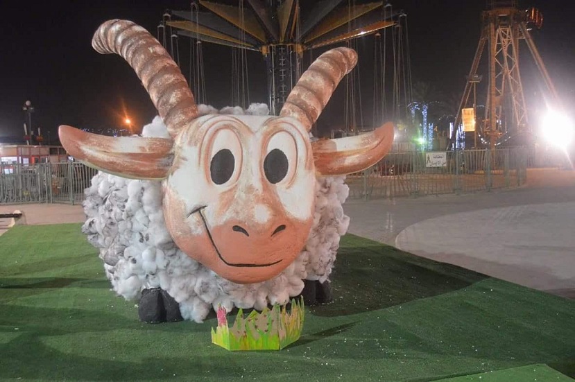 بالصور : افتتاح نصب الخروف المجسم في مدينة العاب الزوراء ببغداد