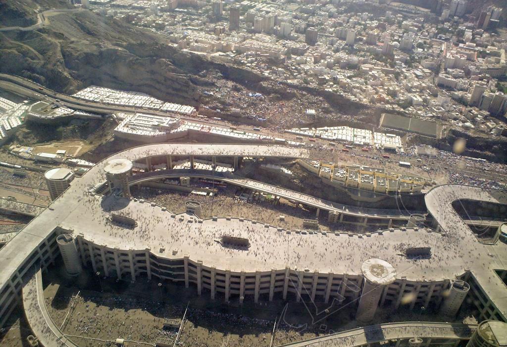 بعثة الحج تعلن إكمال الحجاج العراقيين مناسك حجهم دون تسجيل حوادث