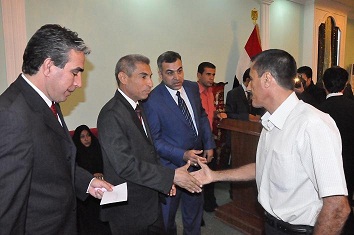 الامانة العامة لمجلس الوزراء :وزعنا اكثر من 15 مليار دينار تعويضات للمتضررين من ضحايا الارهاب والاخطاء العسكرية