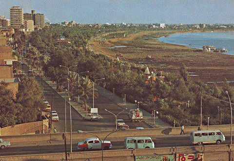 صورة ارشيفية لشارع ابو نواس وسط بغداد عام 1970