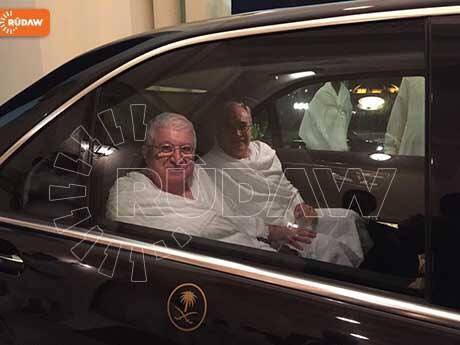 بالصور:الوفد العراقي برئاسة معصوم  يؤدي مراسيم العمرة