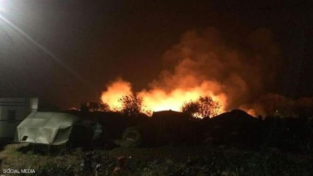 حريق بمخيم اللاجئين بكالييه بعد "هجمات باريس"