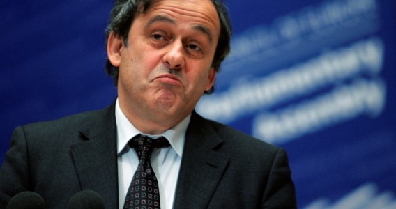 الفيفا يستبعد بلاتيني من الترشح لمنصب الرئيس