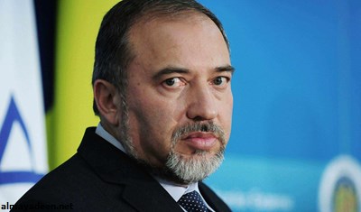 استقالة وزير الخارجية الإسرائيلي إثر اتهامه بالتزوير