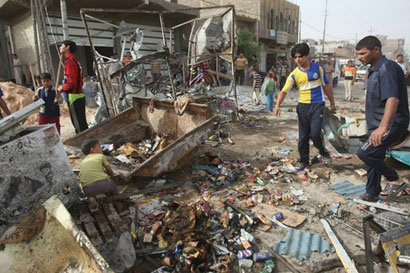 سلسلة انفجارات تسهدف مقرات للشرطة في بغداد