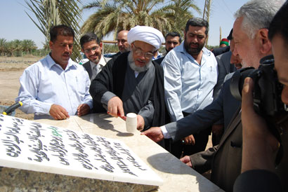 العتبة الحسينية تضع حجر الأساس لمدنية الزائرين الثالثة  شمال كربلاء بقيمة 14 مليار و 400 مليون دينار