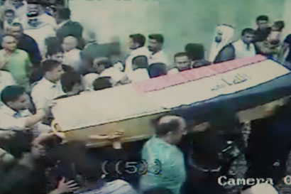 تشييع جثمان مدير هيئة المسائلة والعدالة  الشهيد علي اللامي في كربلاء (مصور)