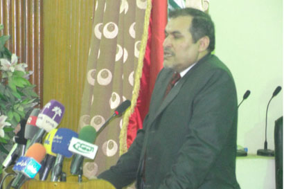 وزير المصالحة من كربلاء : ثمانية فصائل القت سلاحها