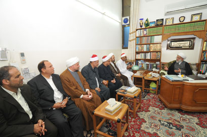 وفد ديني مصري يزور مرقد الامام الحسين بكربلاء ويعقد اماسي قرآنية بالعتبتين الحسينية والعباسية