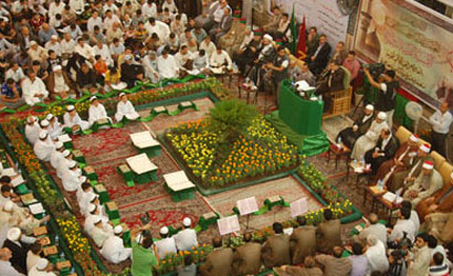 قراء القرآن المصريون يحييون امسية قرآنية في الصحن الحسيني الشريف وسط حضور لزوار الامام الحسين عليه السلام