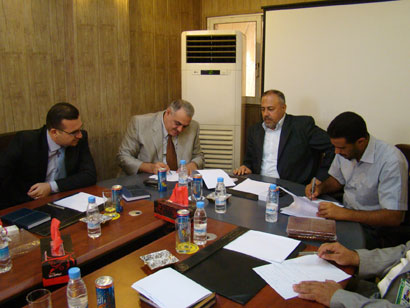 هيئة استثمار كربلاء ترعى توقيع أول عقد لمجمع سكني