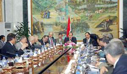 الكشف عن أسماء الوزراء المشمولين بالترشيق الوزاري