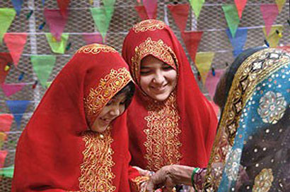 السعوديون الشيعة يحتفون بذكرى الامام المهدي في احتفالات واسعة