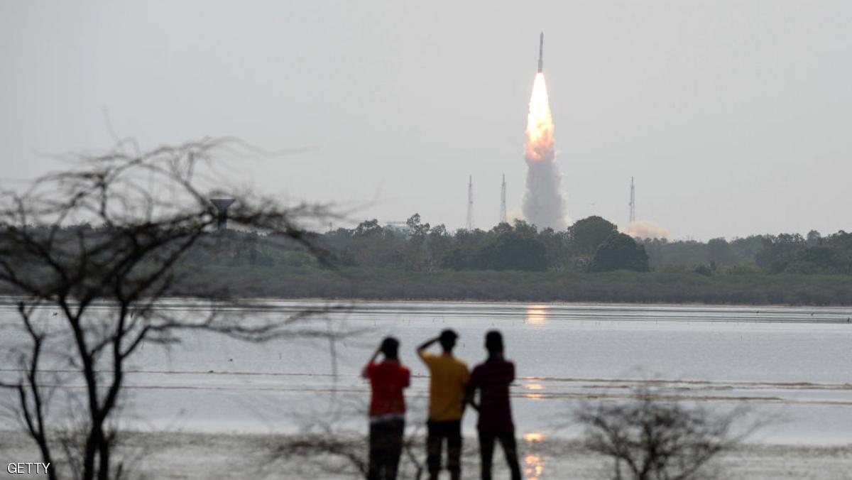 الهند تطلق 31 قمرا صناعيا معظمها لعملاء أجانب