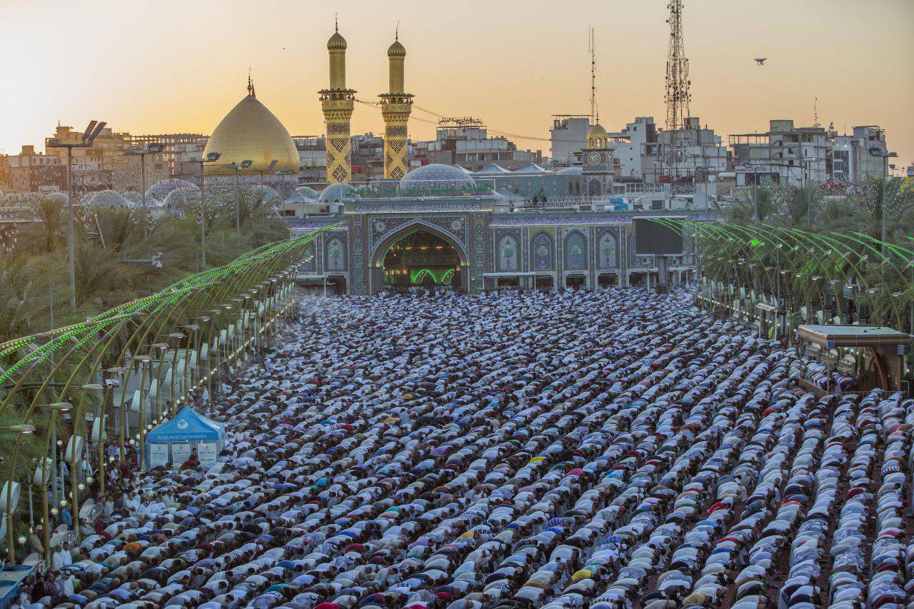 بالصور: صلاة العيد في كربلاء