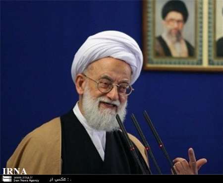 خطيب الجمعة بطهران يهنئ بانتصار الشعب العراقي على داعش