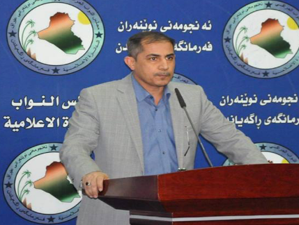 نائب يطالب بإقالة "وزير التربية" لفشله بادارة الوزارة