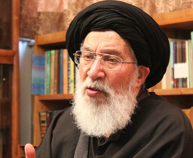عالِم دين ايراني : هذه عوامل نجاح المرجع السیستانيّ (دام ظلّه)