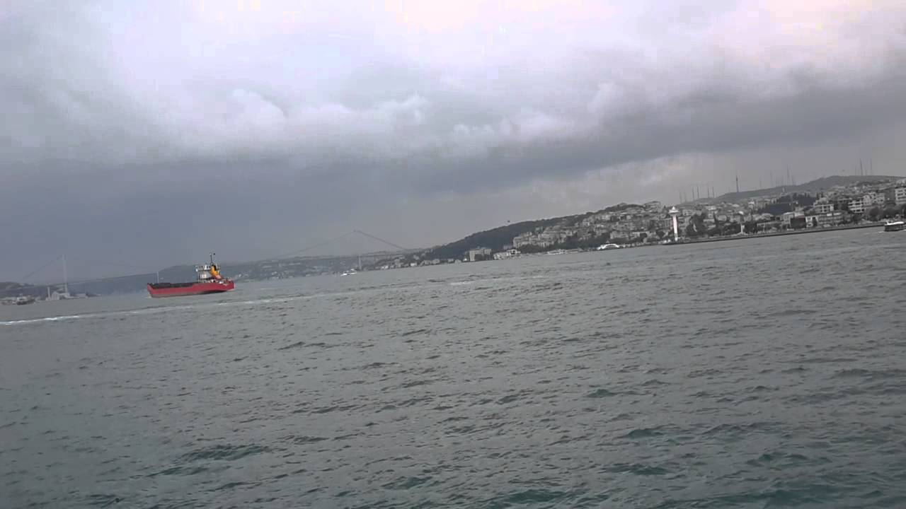 ذعر في تركيا بسبب زلزال بحر إيجة