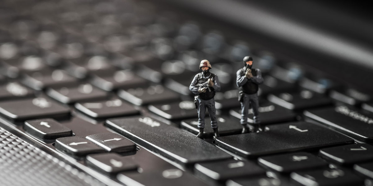 جيوش الكترونية تزعزع الامن وتزرع الرعب في العراق