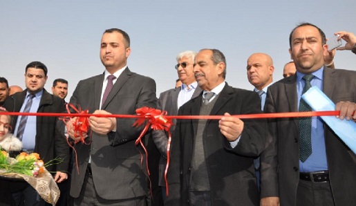 وزير الاعمار والاسكان يفتتح مقتربات جسر الهندية وطريق اياب بين كربلاء والنجف