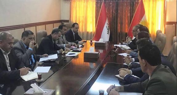 بغداد واربيل يبحثان تسهيل اجراءات دخول المركبات الى الإقليم