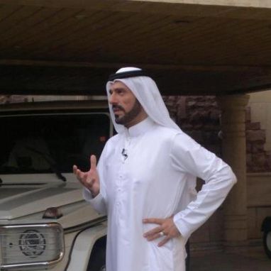 علي حاتم السلمان وبحضور وزير المالية والنائب احمد العلواني يهدد موظفي الدولة بالمحافظة بترك مناصبهم