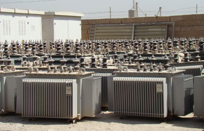 كهرباء كربلاء : قرب انجاز الشبكة الكهربائية  لحي ام الهوى ( القزاونة ) واستلام 13 محولة وبكلفة (293,600,000) دينار