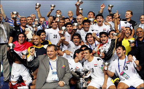 11 لاعباً من نجوم المنتخب العراقي في 2007 لن يشاركوا في مباراة الأساطير