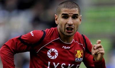 حكيم شاكر يستدعي لاعبا عراقيا محترفا في الدنمارك