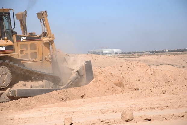 بالصور:بلدية كربلاء المقدسة المباشرة بإفراز أراضي سكنية