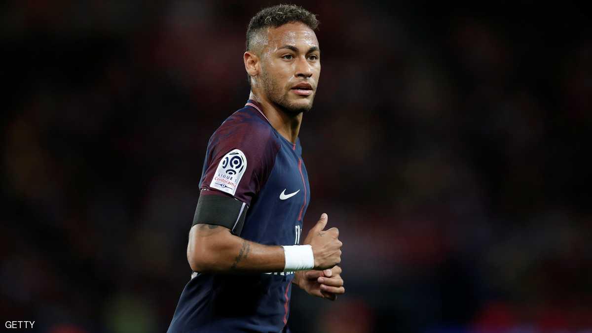 نيمار يهاجم إدارة برشلونة