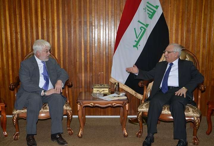 العيسى يبحث استكمال خطوات تأسيس الجامعة الأمريكية في بغداد