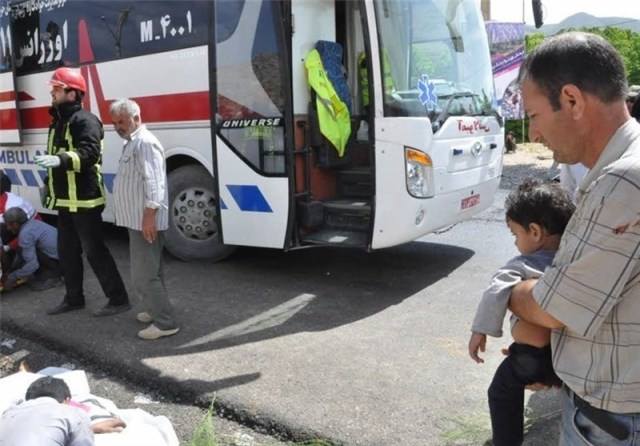 مصرع ثلاثة عراقيين وإصابة 30 آخرين بحادث سير جنوب طهران