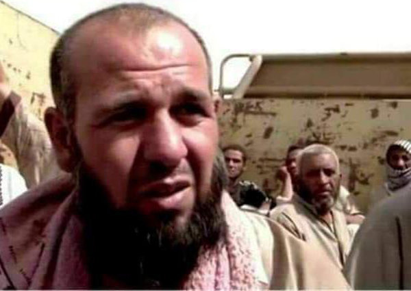 فتاة ايزيدية تتعرف على احد عناصر داعش وسط نازحي تلعفر