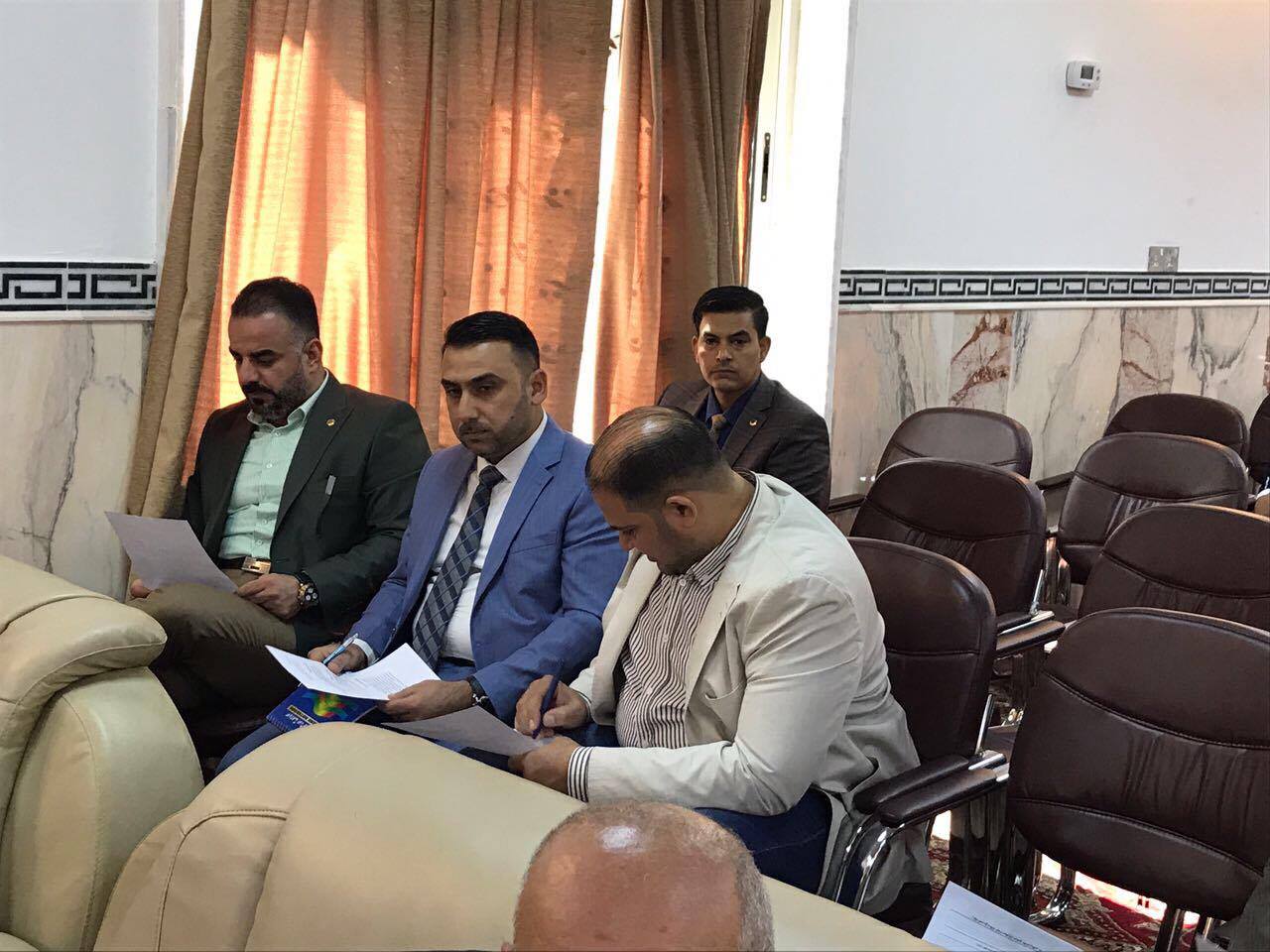 مجلس النواب العراقي في كربلاء يطور مهارات موظفيه