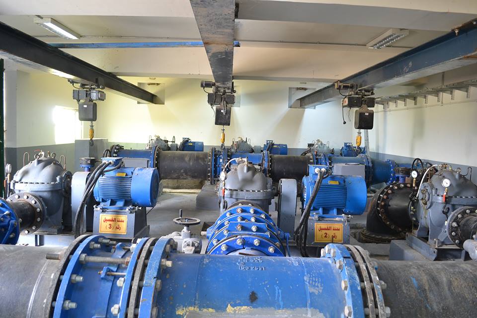 كربلاء:الصليب الأحمر ينفذ أعمال تأهيل مشروع ماء الصافي القديم