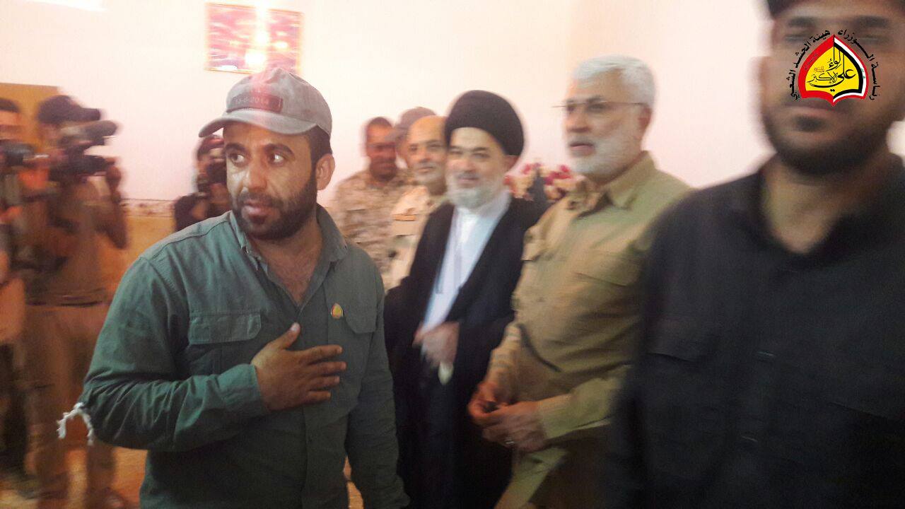 بالصور:ممثل المرجعية الدينية العليا  السيد احمد الصافي يزور قطعات لواء علي الاكبر المتقدمة في تلعفر