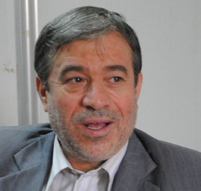 النائب رياض غريب  يكشف عن قرب انفراج في الازمة السياسية ويؤكد ان مصلحة الكرد مع العراق