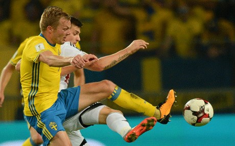 السويد تتصدر مجموعتها بتصفيات أوروبا لمونديال روسيا
