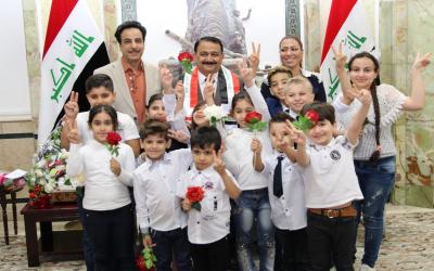 بالفيديو.. وزير الدفاع يستقبل الفنان هاشم سلمان ومجموعة من الأيتام
