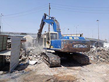 بلدية كربلاء حملة لإزالة التجاوزات لبناء مجمع تجاري في منطقة باب طويريج