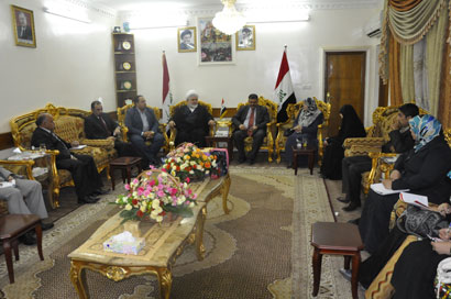 وزيرة الدولة لشؤون المرأة  من النجف: المراة العراقية تعاني الاهمال والنقص في الجانب الصحي والثقافي والاجتماعي