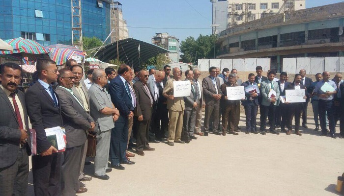 بالصور:محامو كربلاء يحتجون ضد استفتتاء البرزاني ويهددون بخيارات اخرى